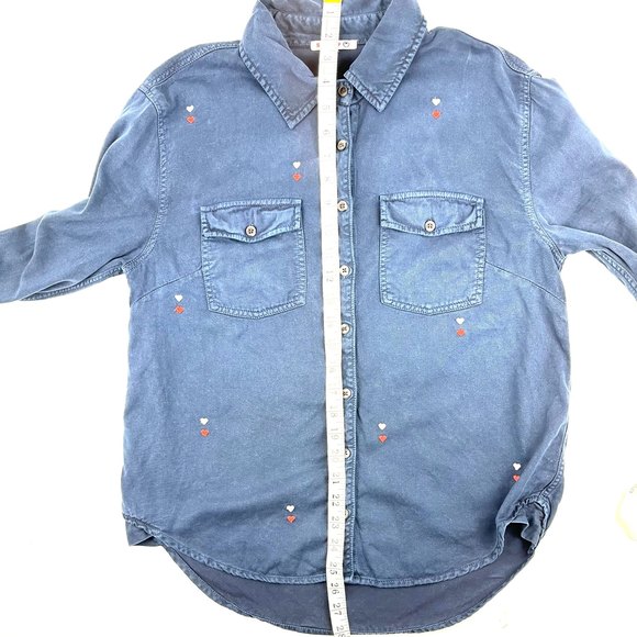 SUNDRY Women Blue Hearts Embroidered Button Down Shirt Chest Pocket L Large Soft - Picture 10 of 12